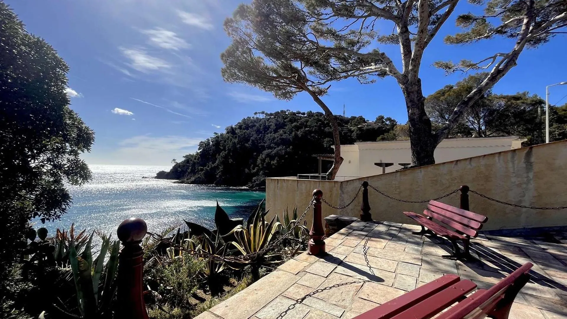 Appartement Neuf Climatise, Terrasse, Parking, Plage A Pied, Cavalaire-Sur-Mer - Fr-1-226B-106 Apartment